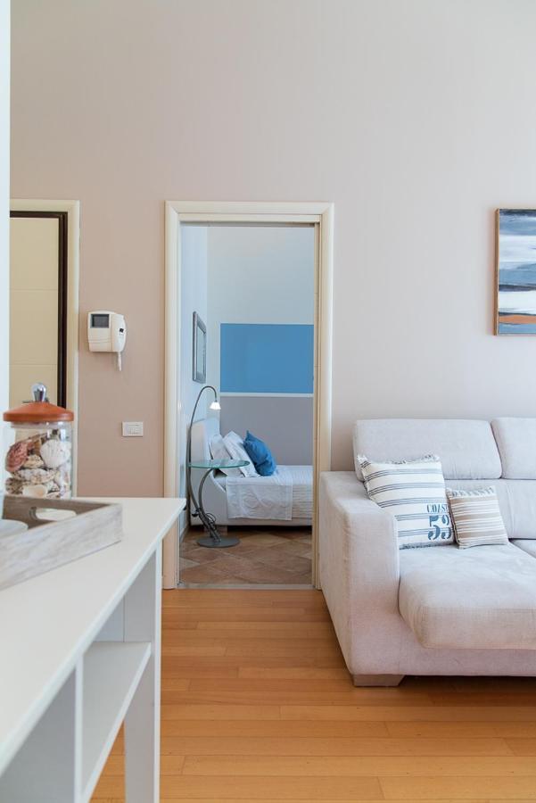 Zara D'Amare A Pesaro 10 Metri Dalla Spiaggia By Yohome Eksteriør billede